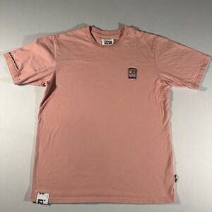 Izzue T-Shirt Mens Pink Streetwear‎ Patch Size 5 Sm